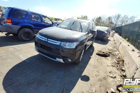 Photo of 2015 Mitsubishi Outlander