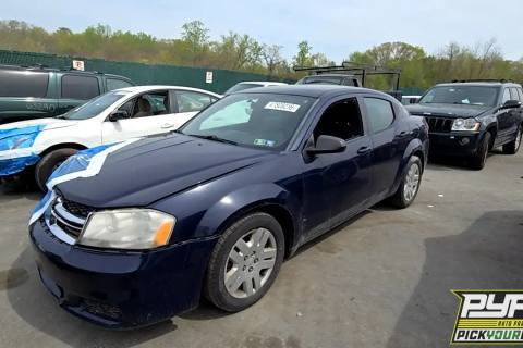 Photo of 2014 Dodge Avenger