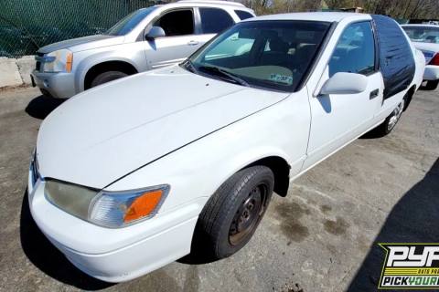 Photo of 2000 Toyota Camry