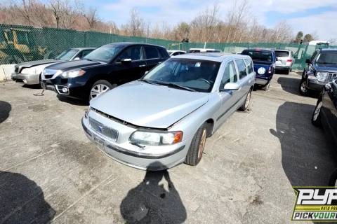 Photo of 2004 Volvo V70
