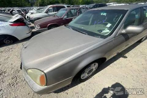 Photo of 2004 Cadillac Deville