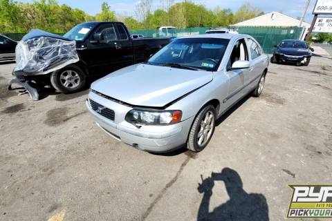 Photo of 2004 Volvo S60