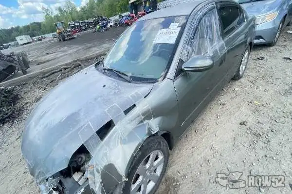 Photo of 2002 Nissan Altima