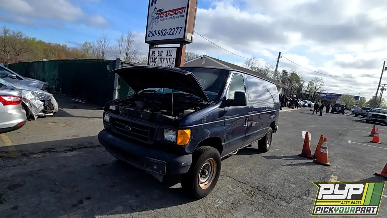 Photo of 2003 Ford E-250