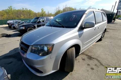 Photo of 2015 Dodge Grand Caravan