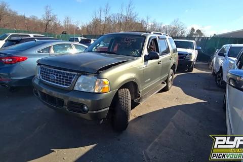 Photo of 2004 Ford Explorer