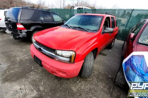 Photo of 2002 Chevrolet Trailblazer