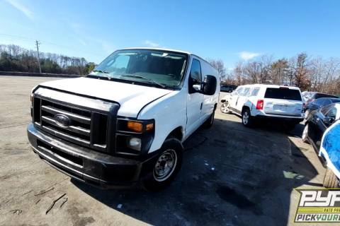 Photo of 2010 Ford E-150