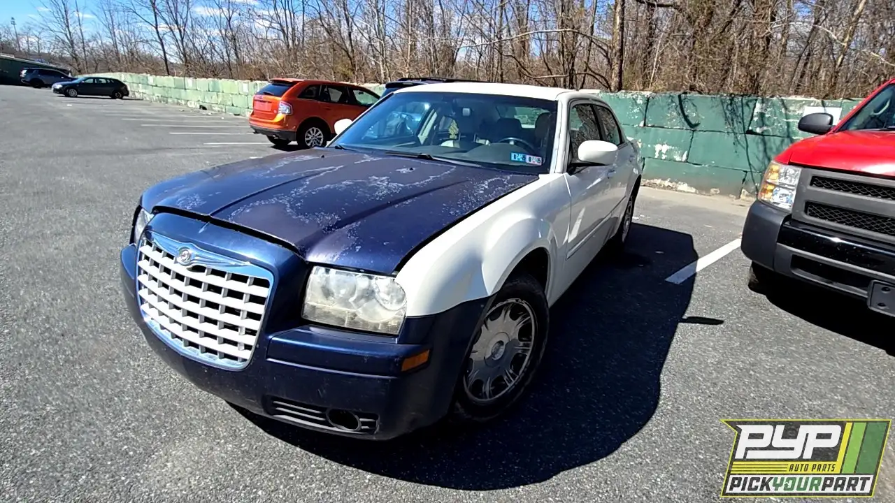 Photo of 2005 Chrysler 300