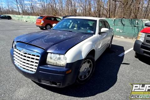 Photo of 2005 Chrysler 300