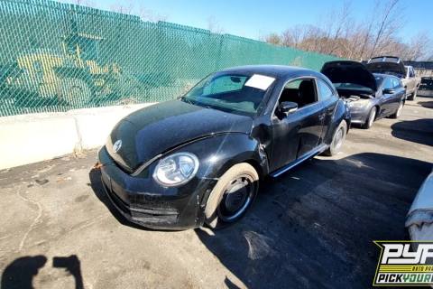 Photo of 2013 Volkswagen Beetle