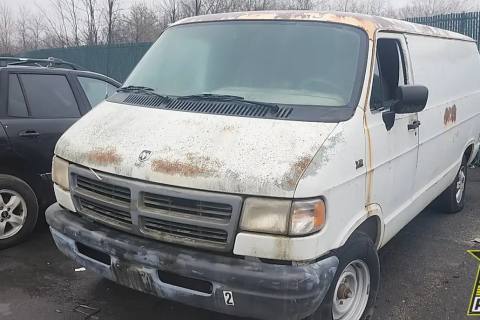 Photo of 1995 Dodge B2500