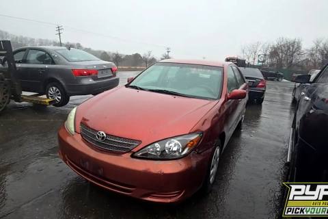 Photo of 2004 Toyota Camry