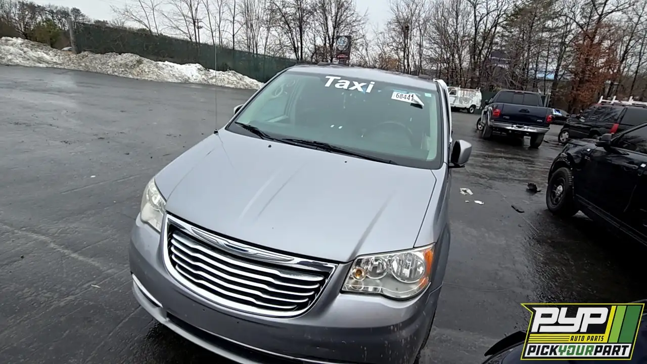 Photo of 2014 Chrysler Town & Country