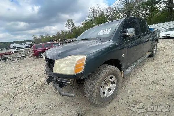 Photo of 2004 Nissan Titan