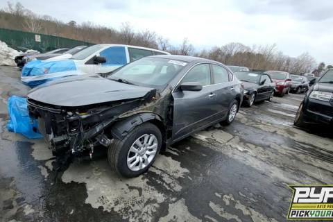 Photo of 2015 Nissan Altima