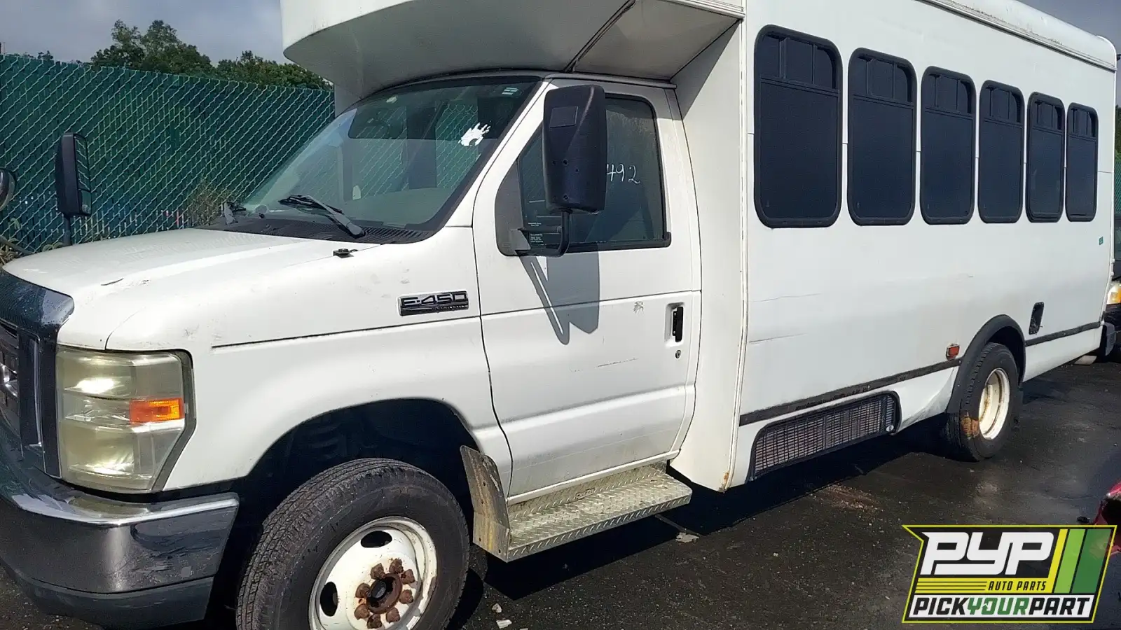 Photo of 2008 Ford E-450 Super Duty
