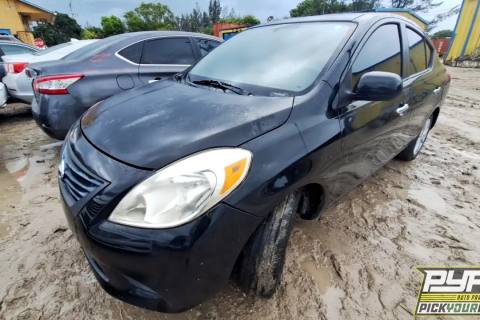 Photo of 2012 Nissan Versa