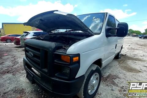 Photo of 2010 Ford E-150