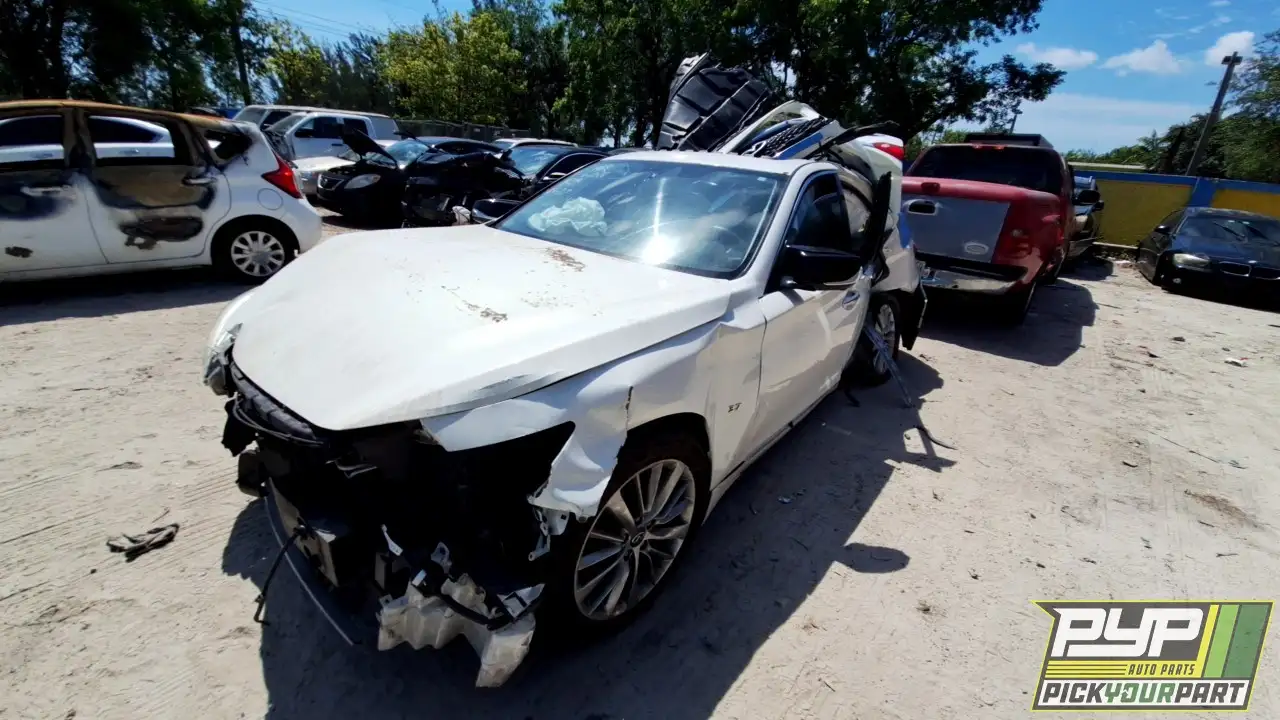 Photo of 2014 Infiniti Q50