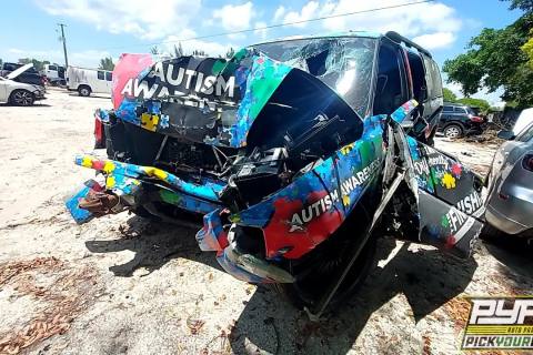 Photo of 2003 Chevrolet Suburban 1500