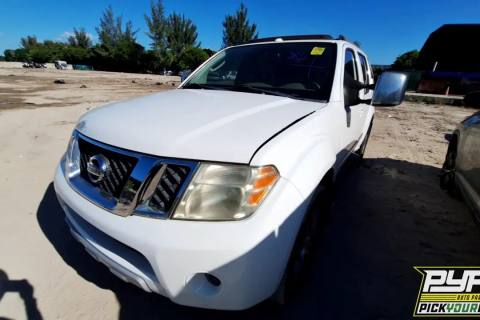 Photo of 2010 Nissan Pathfinder