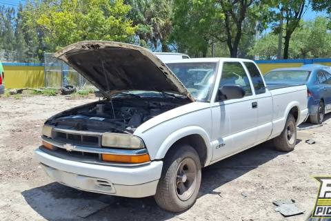Photo of 1999 Chevrolet S10