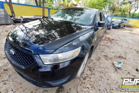 Photo of 2013 Ford Taurus