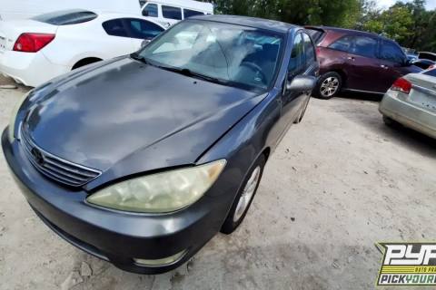 Photo of 2005 Toyota Camry