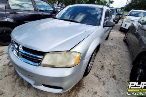 Photo of 2011 Dodge Avenger