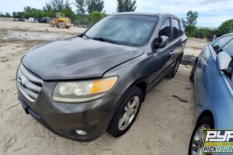 Photo of 2012 Hyundai Santa Fe