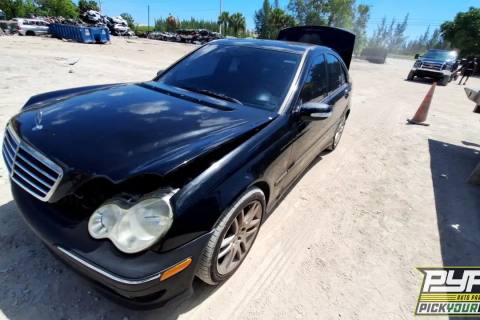 Photo of 2006 Mercedes-Benz C230