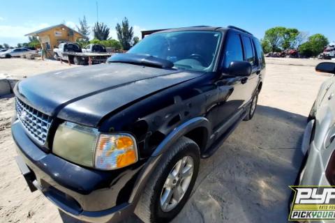 Photo of 2003 Ford Explorer