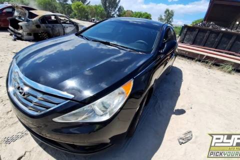 Photo of 2013 Hyundai Sonata