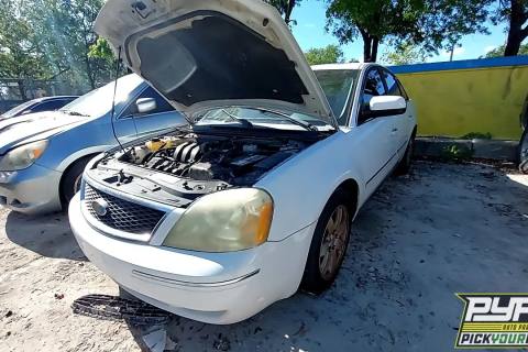 Photo of 2005 Ford Five Hundred