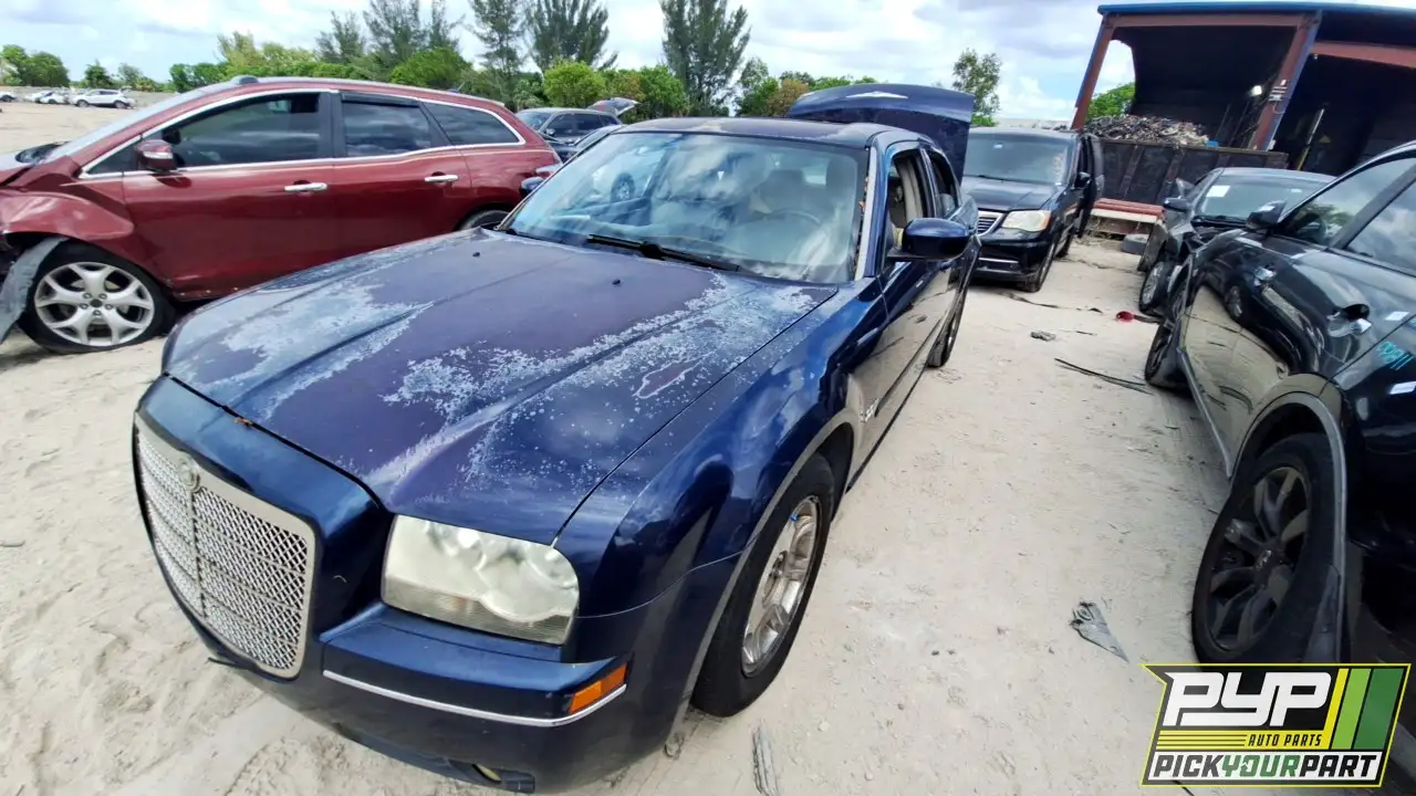 Photo of 2005 Chrysler 300