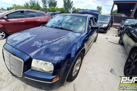 Photo of 2005 Chrysler 300