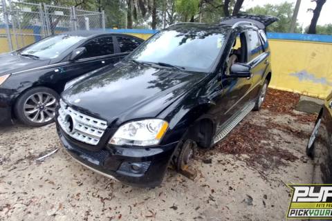 Photo of 2011 Mercedes-Benz Ml350