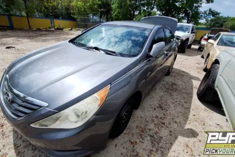 Photo of 2011 Hyundai Sonata
