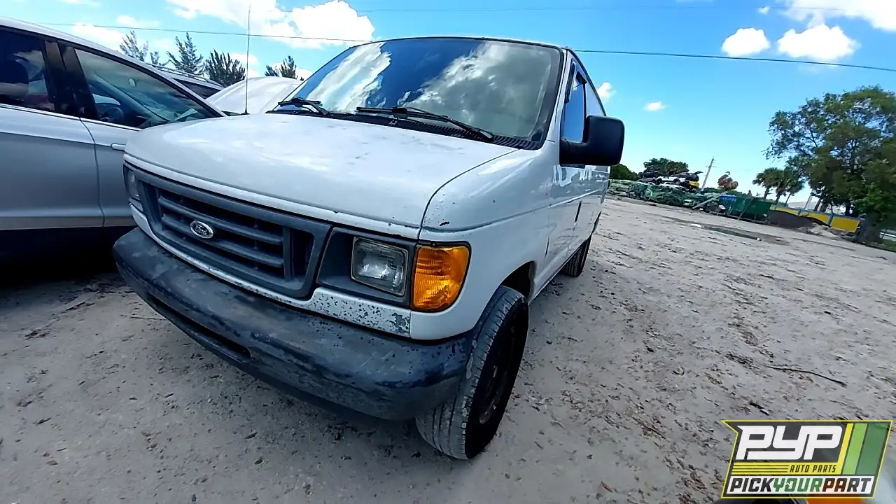 Photo of 2003 Ford E-250