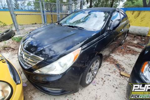 Photo of 2011 Hyundai Sonata