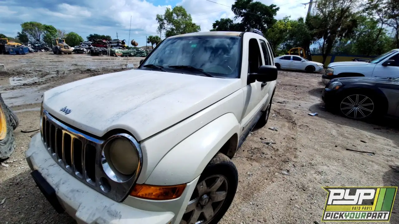Photo of 2005 Jeep Liberty