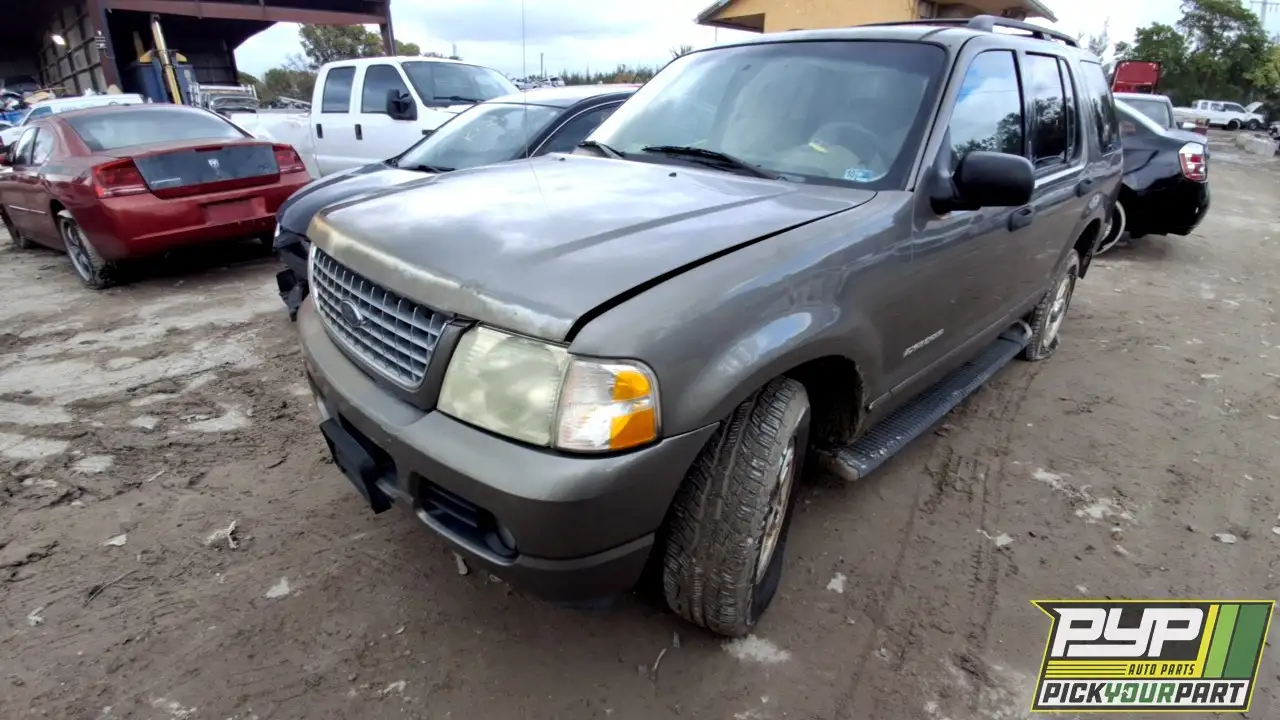Photo of 2004 Ford Explorer