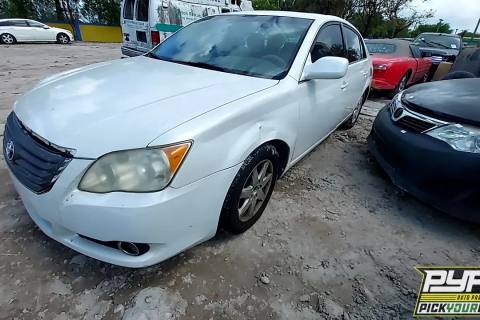 Photo of 2008 Toyota Avalon