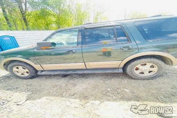 Photo of 2003 Ford Expedition