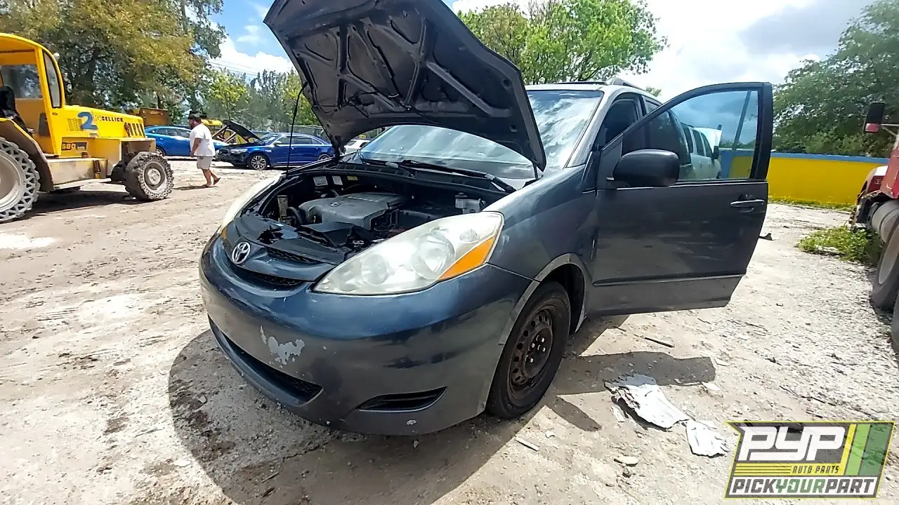 Photo of 2007 Toyota Sienna