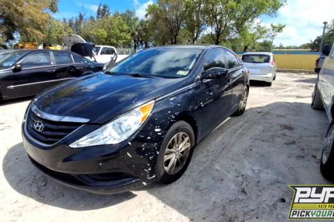 Photo of 2011 Hyundai Sonata