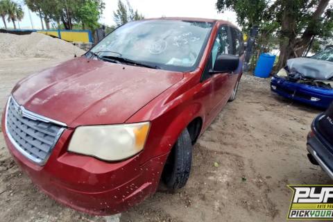 Photo of 2008 Chrysler Town & Country