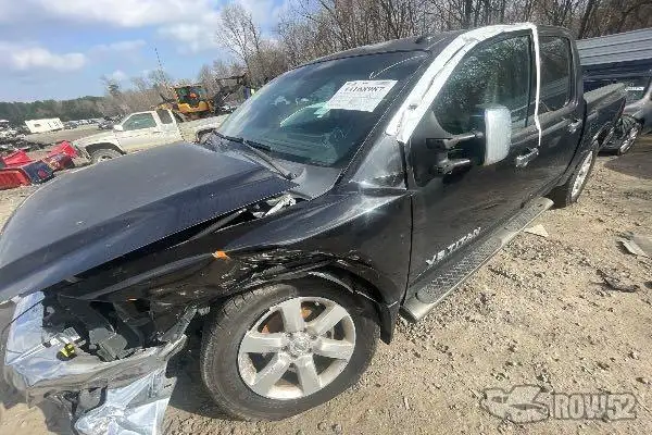 Photo of 2011 Nissan Titan