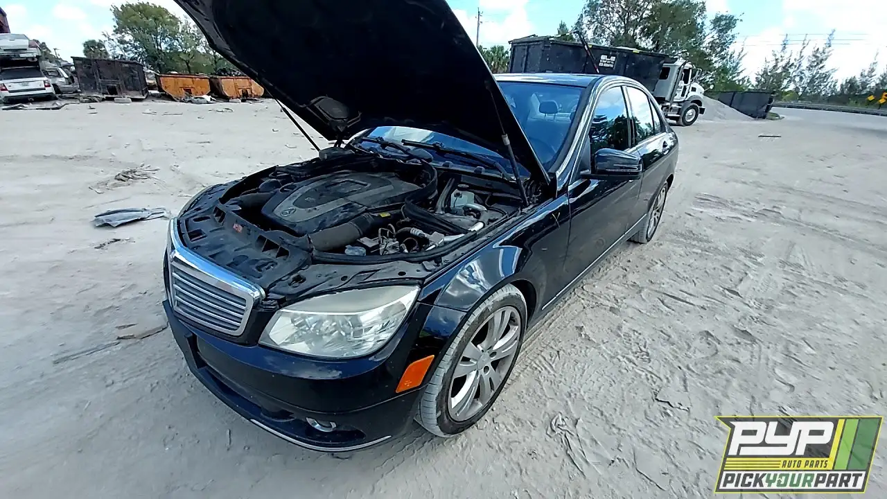 Photo of 2011 Mercedes-Benz C300